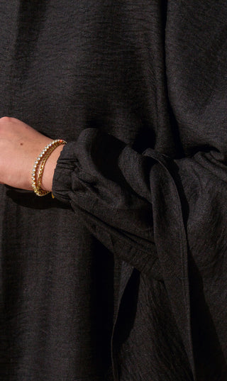 Essential Abaya + Free Scarf - Black