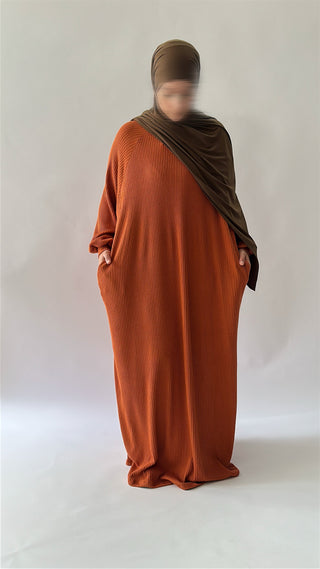 Luma Knit Abaya - Rust Red